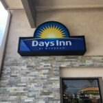 Wall Sign Sign Cabinet DaysInn FlexFace